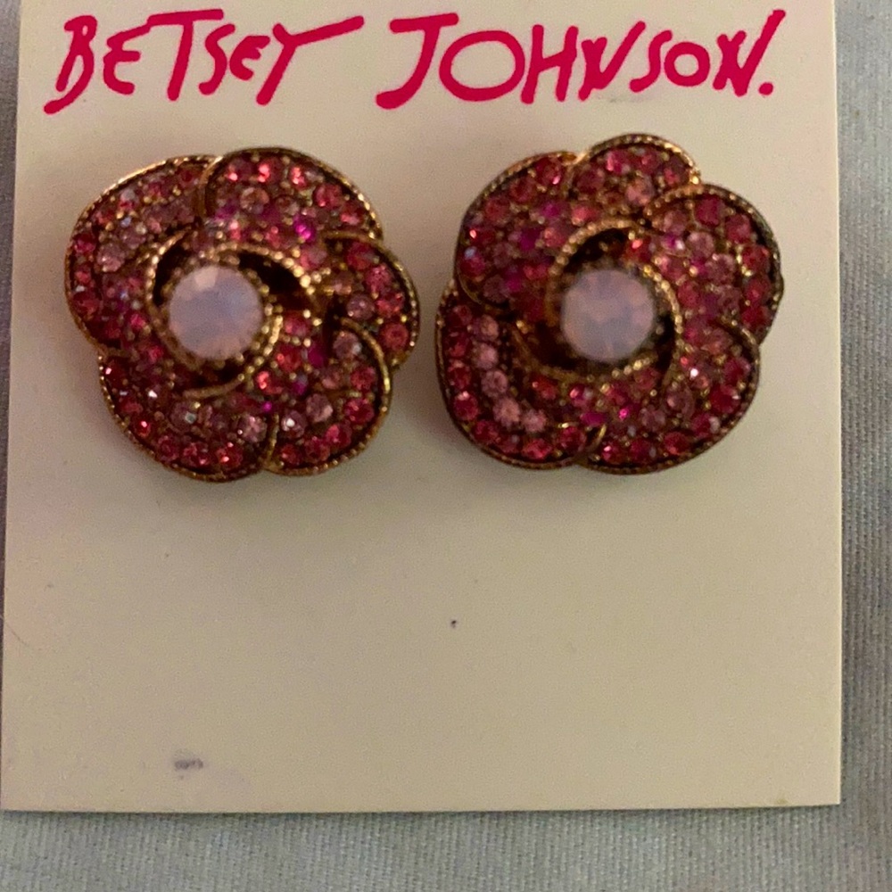 NWT Betsey Johnson Rose Studs